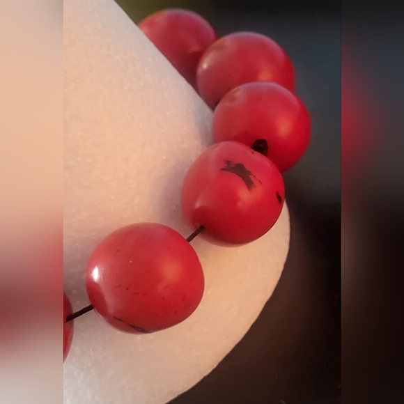 CRAFTING, RED&BLACK CRACKLE BEADS - Picture 6 of 7